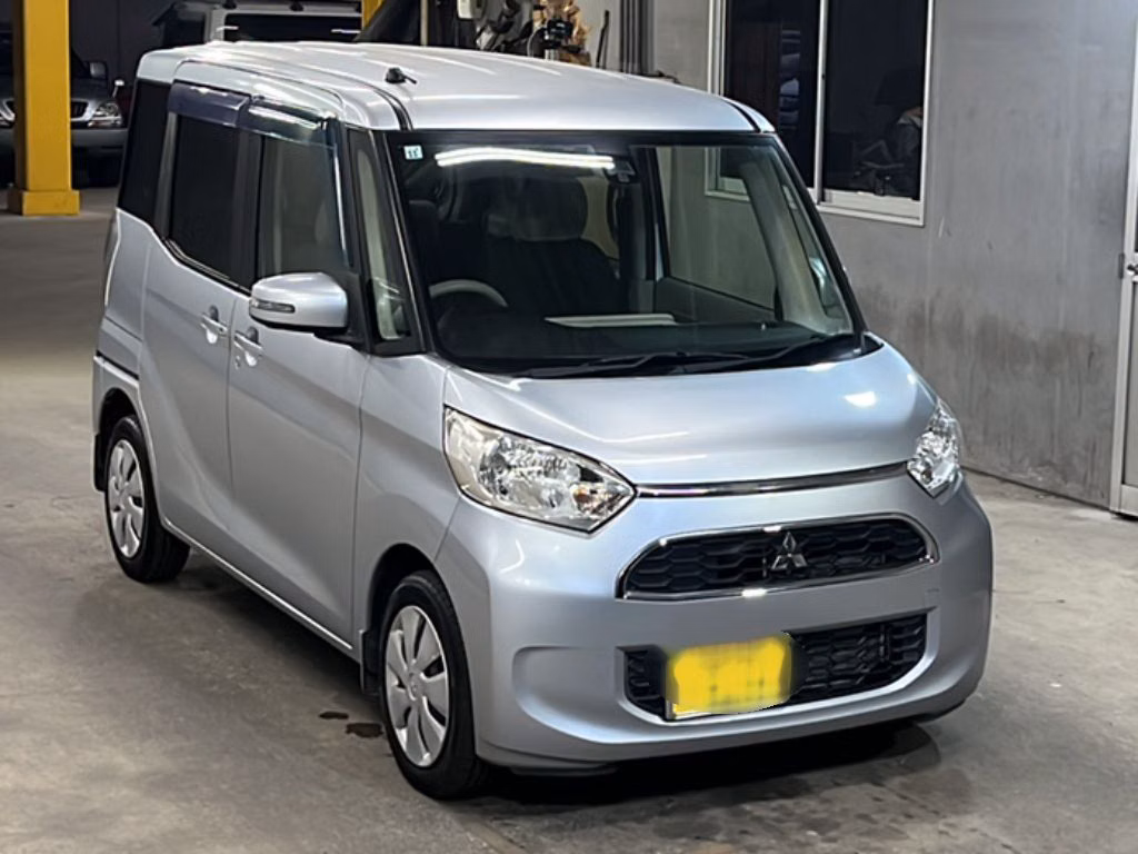 MITSUBISHI EK SPACE