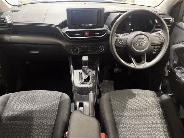 DAIHATSU ROCKY