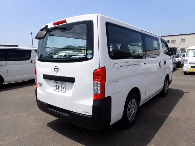 NISSAN NV350 CARAVAN