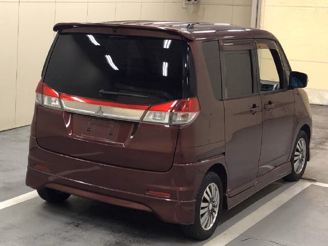 MITSUBISHI DELICA D:2