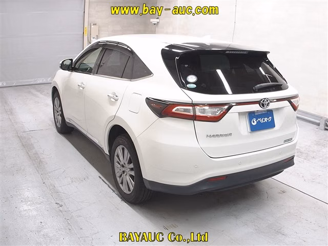 TOYOTA HARRIER