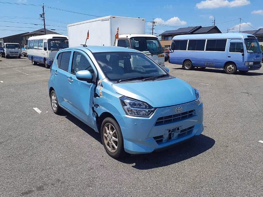 TOYOTA PIXIS EPOCH