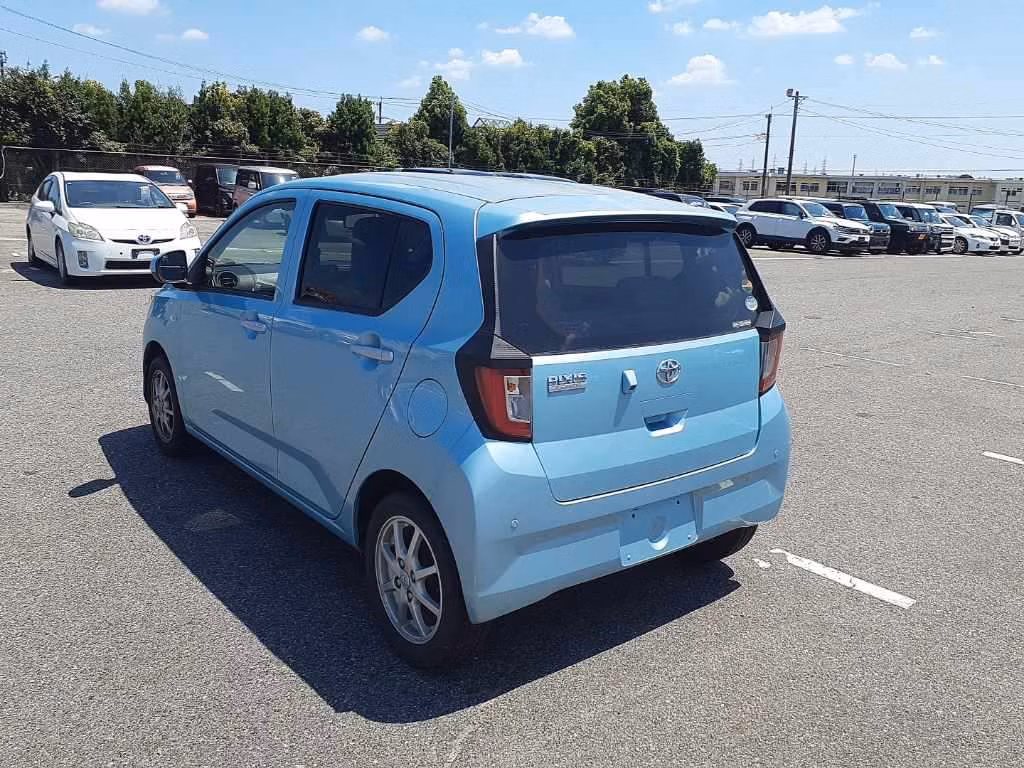 TOYOTA PIXIS EPOCH