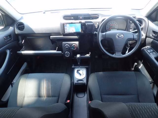 MAZDA FAMILIA
