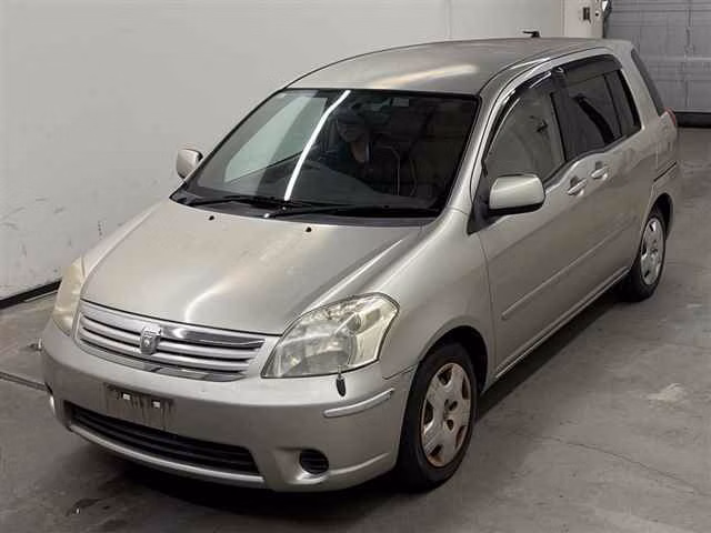TOYOTA RAUM