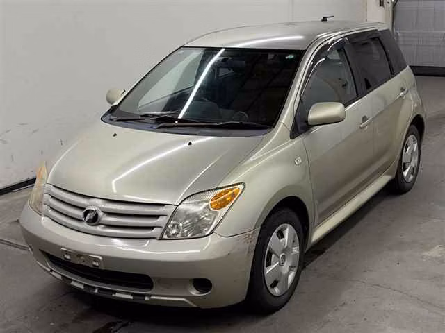 TOYOTA IST