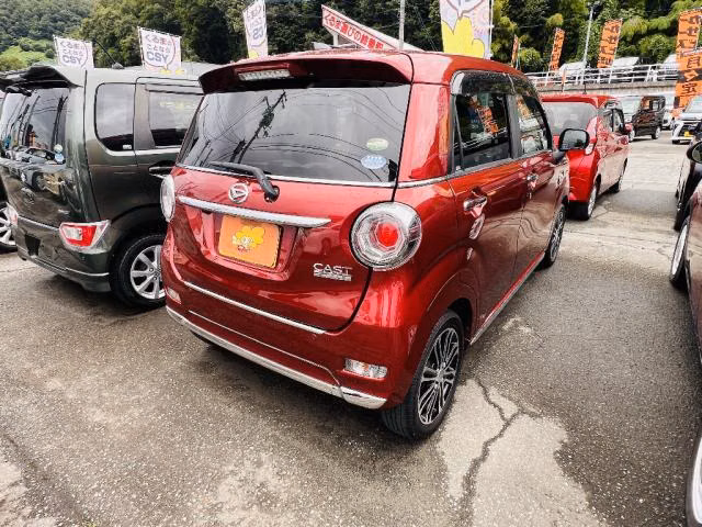 DAIHATSU CAST