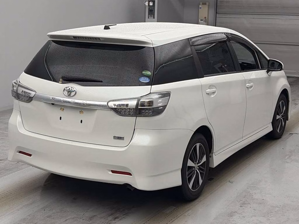 TOYOTA WISH