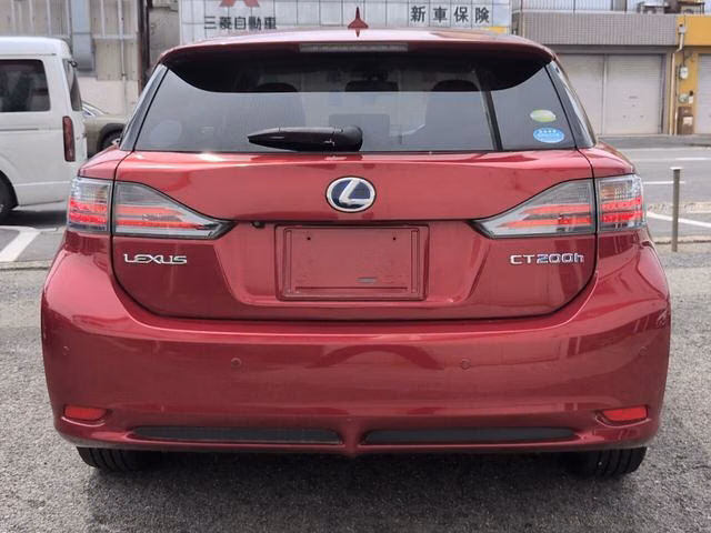 LEXUS CT200H