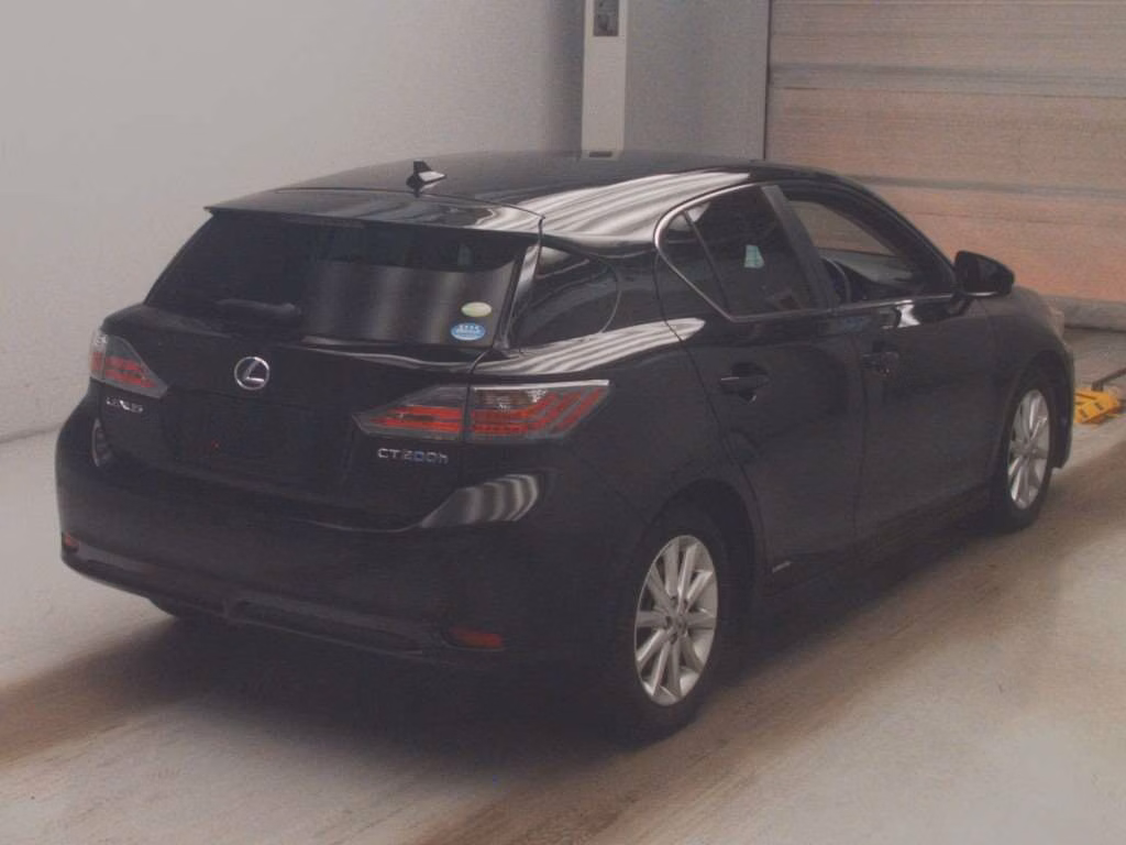 LEXUS CT200H