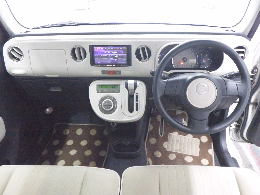 DAIHATSU MIRA COCOA