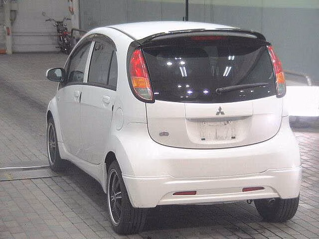 MITSUBISHI I