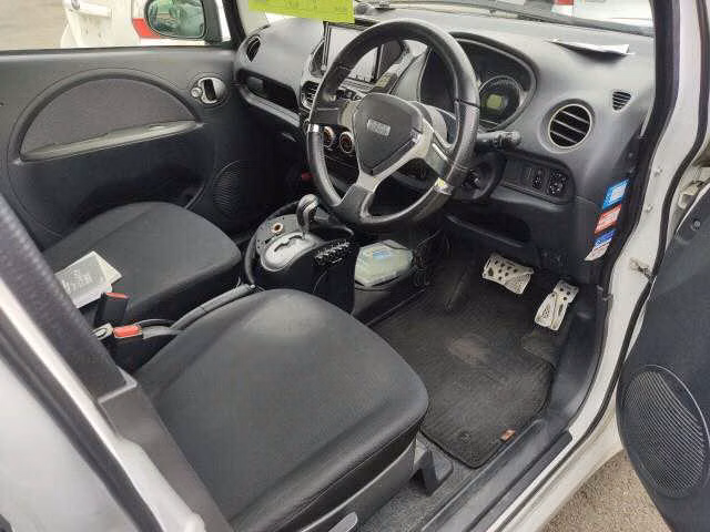 MITSUBISHI I
