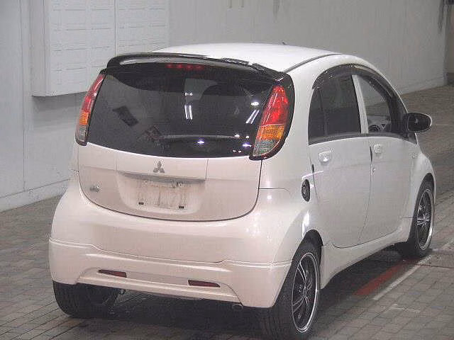 MITSUBISHI I