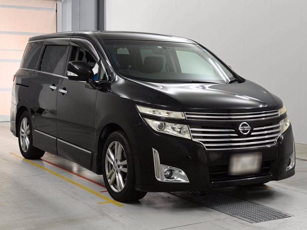 NISSAN ELGRAND