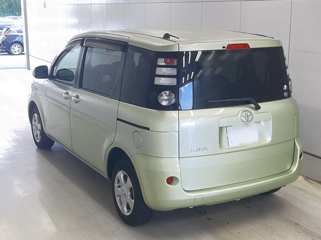 TOYOTA SIENTA