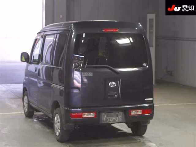 TOYOTA PIXIS VAN