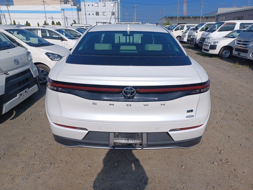 TOYOTA CROWN