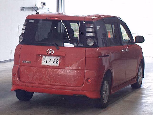 TOYOTA SIENTA