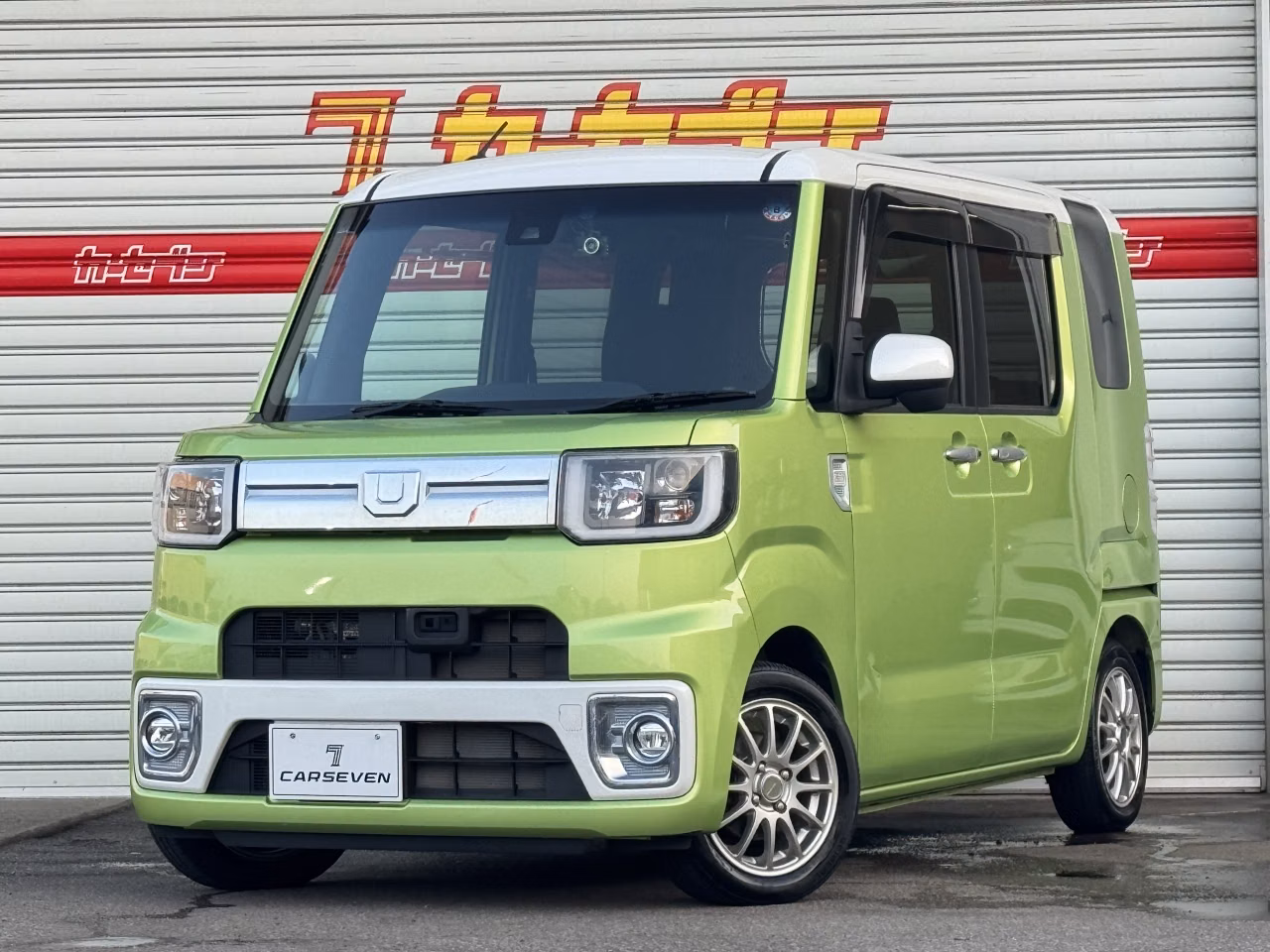 DAIHATSU WAKE
