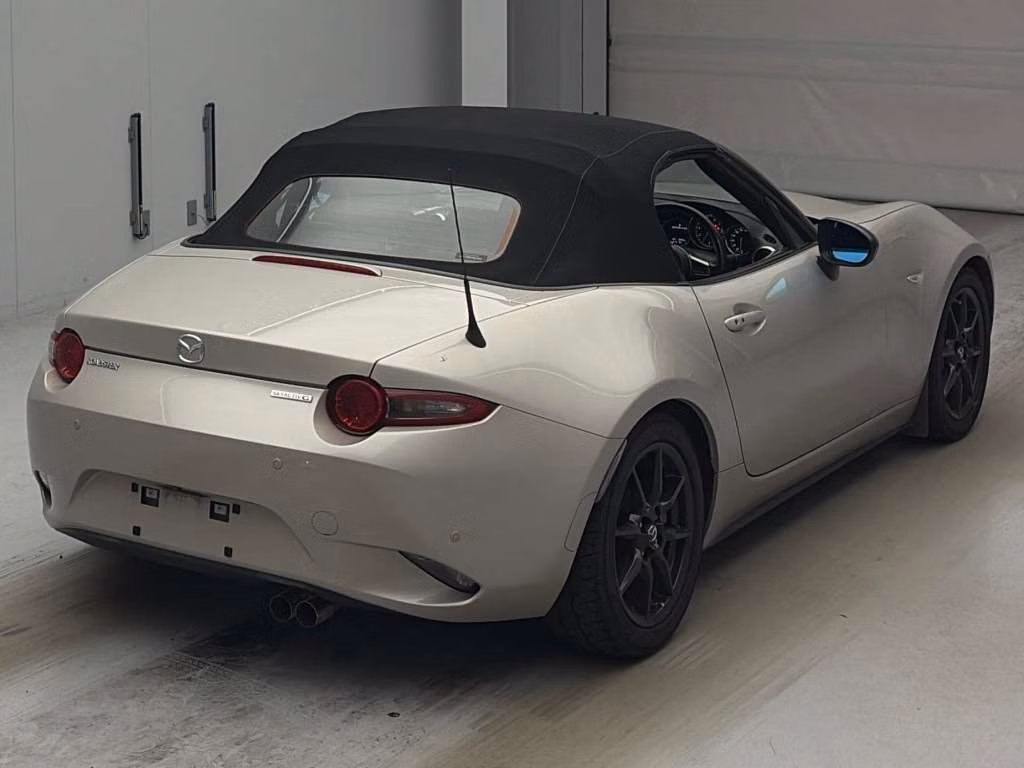 MAZDA MX-5