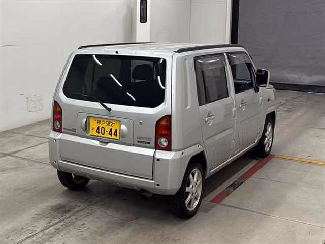 DAIHATSU NAKED