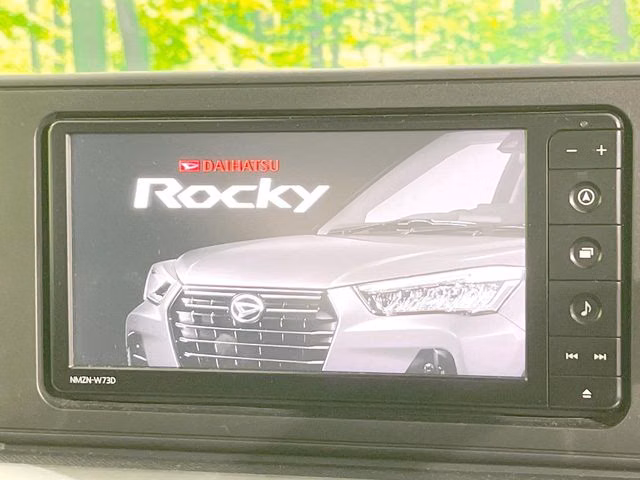 DAIHATSU ROCKY