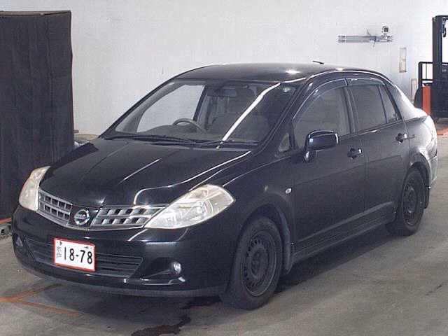 NISSAN TIIDA LATIO