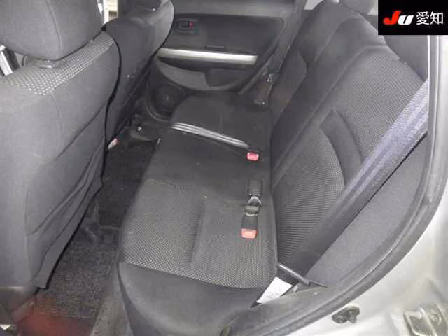 TOYOTA IST