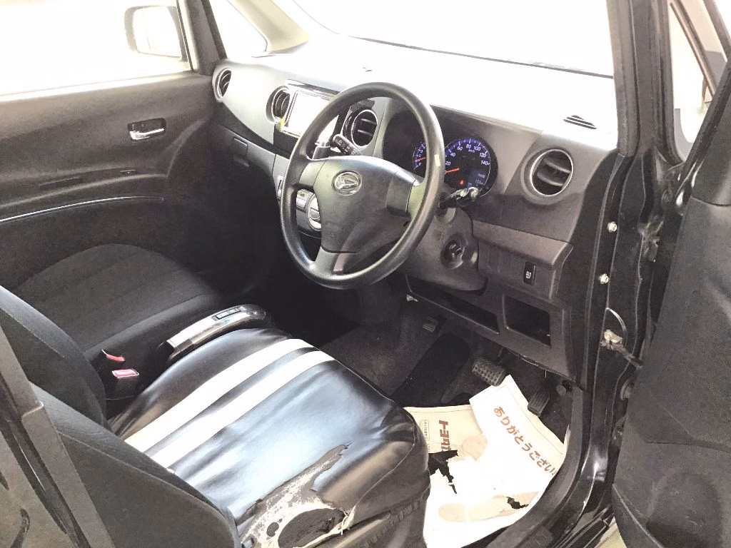DAIHATSU TANTO EXE