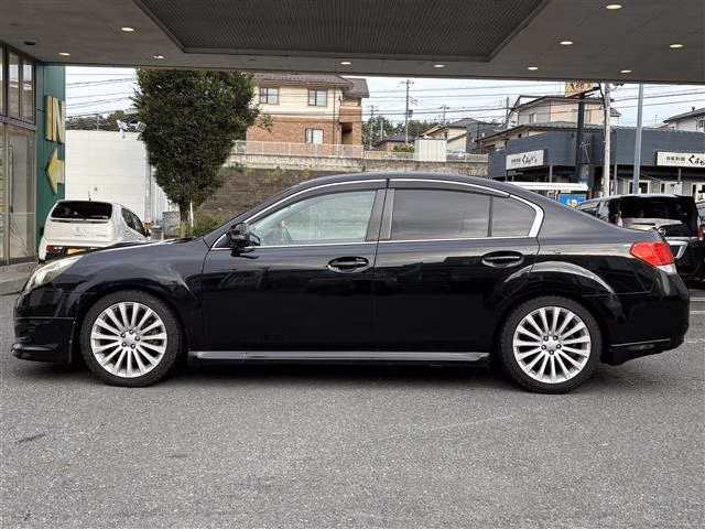 SUBARU LEGACY B4