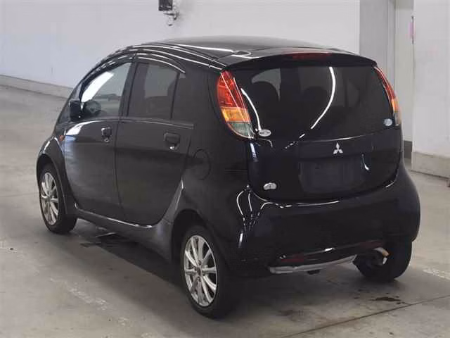 MITSUBISHI I