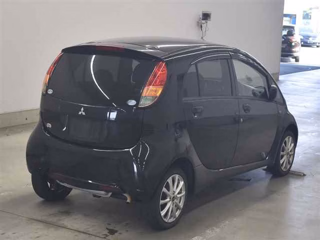 MITSUBISHI I
