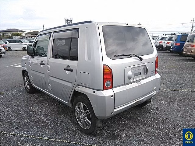 DAIHATSU NAKED