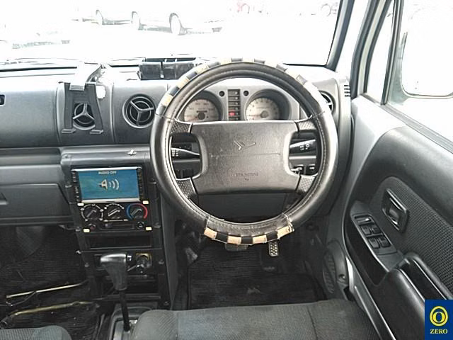 DAIHATSU NAKED