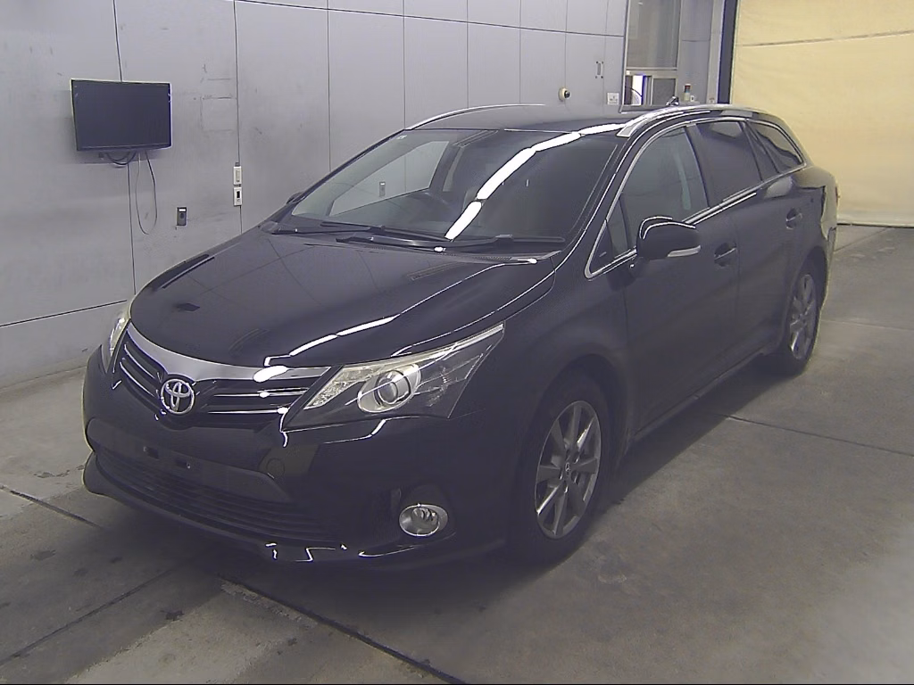 TOYOTA AVENSIS