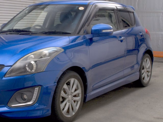 SUZUKI SWIFT
