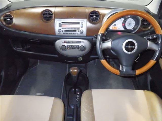 DAIHATSU MIRA GINO