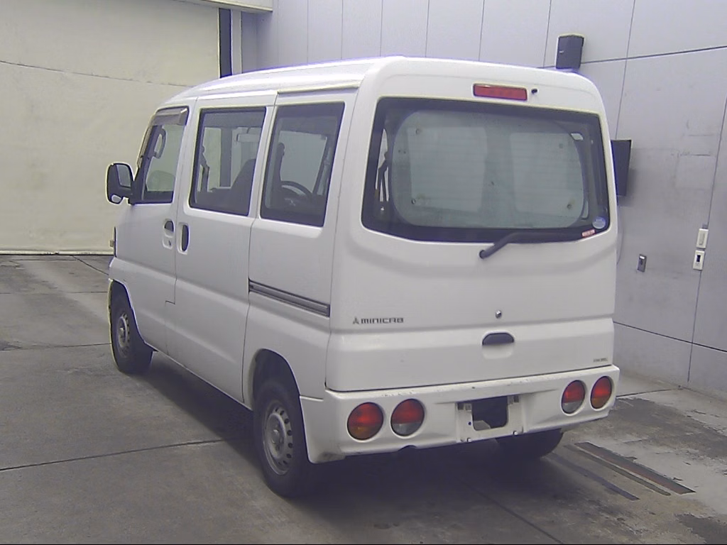 MITSUBISHI MINICAB