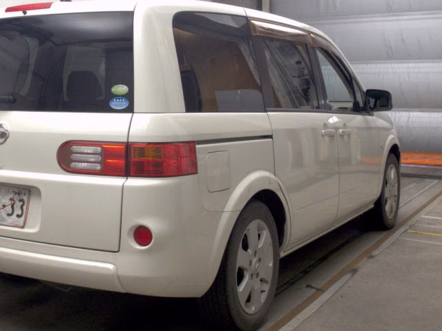 NISSAN LAFESTA