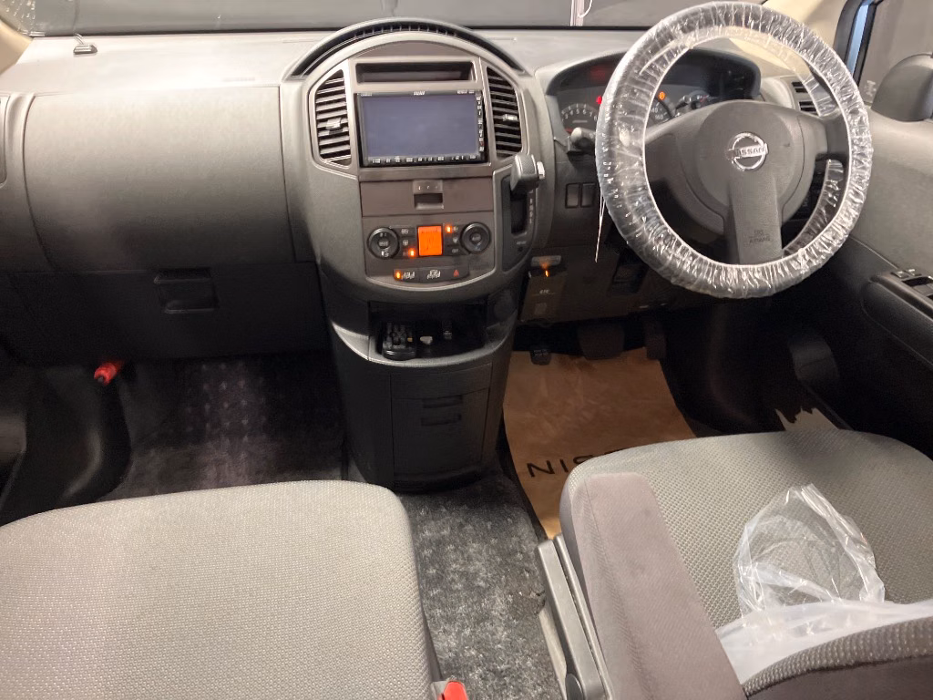 NISSAN LAFESTA