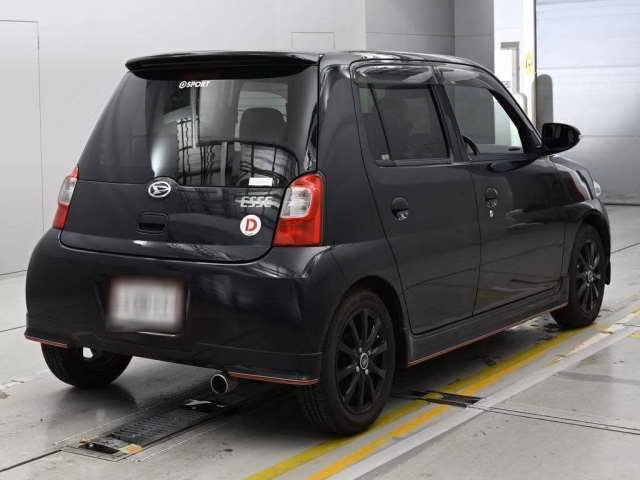 DAIHATSU ESSE