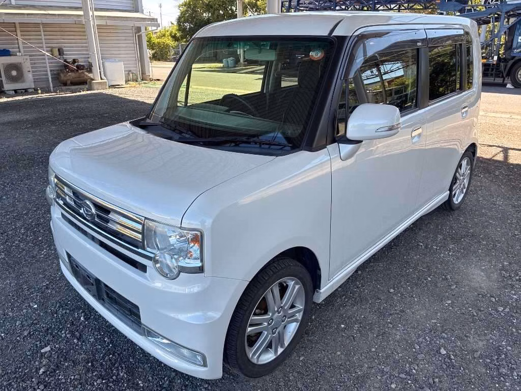 DAIHATSU MOVE CONTE