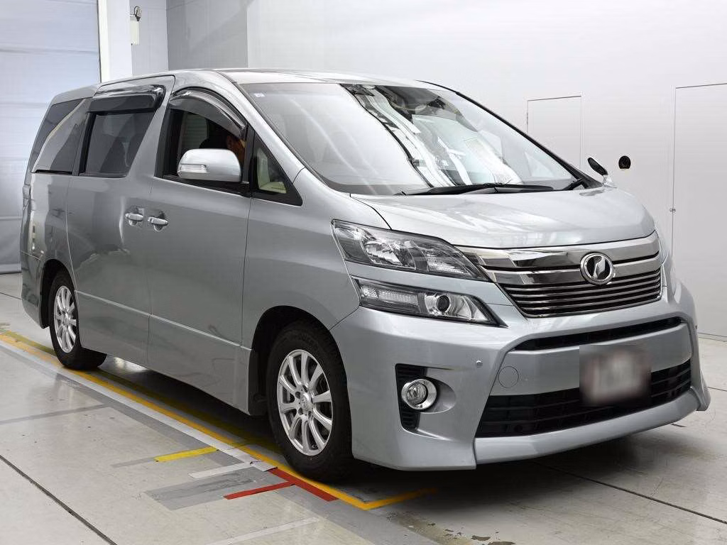 TOYOTA VELLFIRE