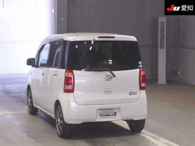 DAIHATSU TANTO EXE