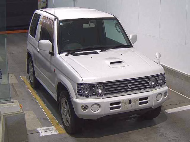 MITSUBISHI PAJERO MINI