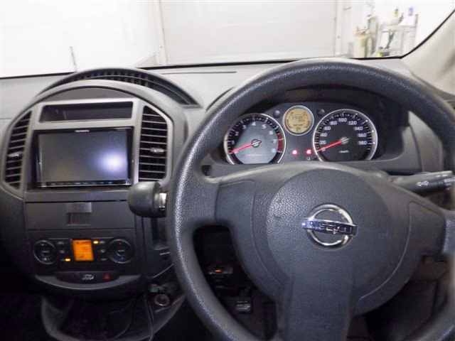 NISSAN LAFESTA