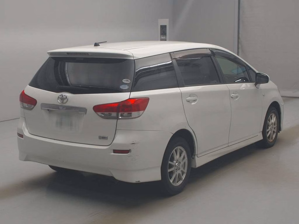 TOYOTA WISH