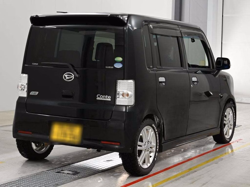 DAIHATSU MOVE CONTE