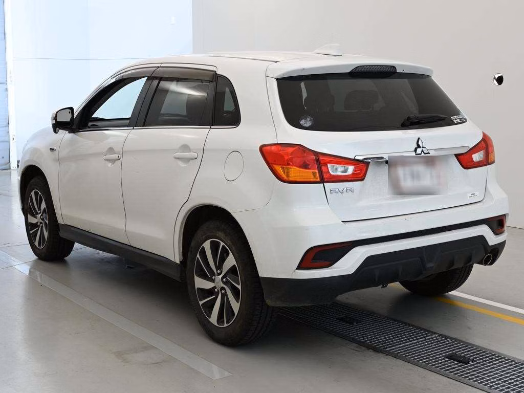 MITSUBISHI RVR